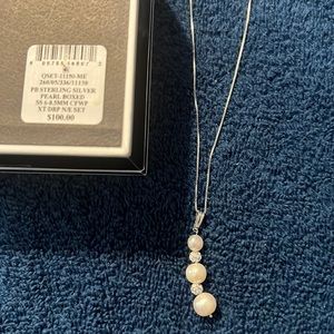 Women’s necklace